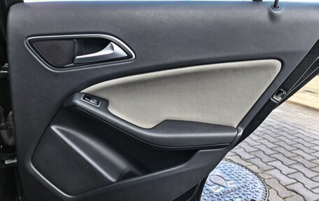 Mercedes-Benz A-Класс, 2015 год, 1 499 000 рублей, 14 фотография