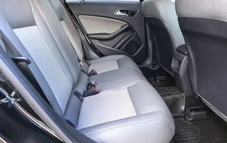 Mercedes-Benz A-Класс, 2015 год, 1 499 000 рублей, 16 фотография