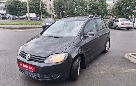 Volkswagen Golf Plus II, 2011 год, 640 000 рублей, 2 фотография