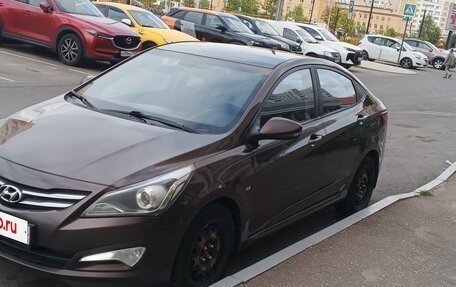 Hyundai Solaris II рестайлинг, 2015 год, 750 000 рублей, 9 фотография