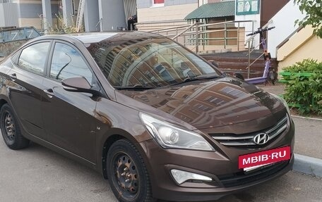Hyundai Solaris II рестайлинг, 2015 год, 750 000 рублей, 10 фотография