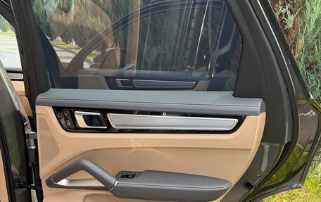 Porsche Cayenne III, 2018 год, 8 899 000 рублей, 17 фотография