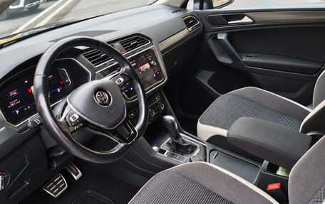 Volkswagen Tiguan II, 2019 год, 2 790 000 рублей, 9 фотография