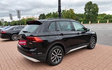Volkswagen Tiguan II, 2019 год, 2 790 000 рублей, 7 фотография