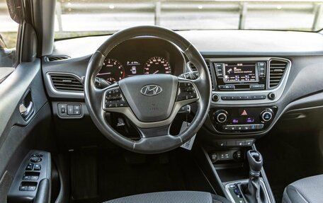 Hyundai Solaris II рестайлинг, 2018 год, 1 498 000 рублей, 15 фотография