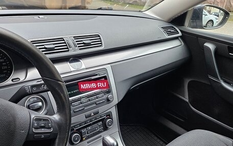 Volkswagen Passat B7, 2011 год, 850 000 рублей, 3 фотография