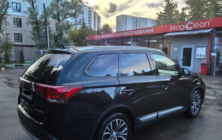Mitsubishi Outlander III рестайлинг 3, 2017 год, 1 750 000 рублей, 5 фотография