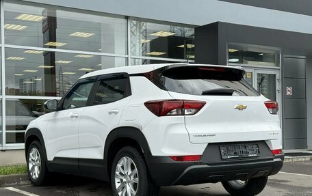 Chevrolet TrailBlazer, 2021 год, 1 840 000 рублей, 4 фотография