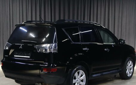Mitsubishi Outlander III рестайлинг 3, 2012 год, 1 049 000 рублей, 2 фотография