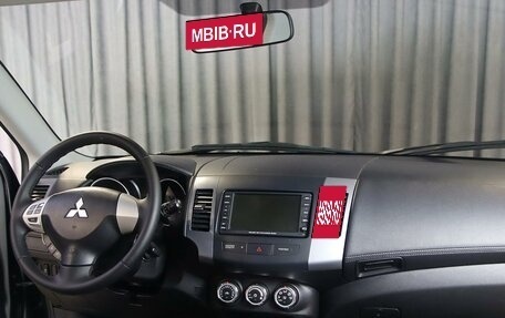 Mitsubishi Outlander III рестайлинг 3, 2012 год, 1 049 000 рублей, 5 фотография