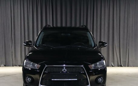 Mitsubishi Outlander III рестайлинг 3, 2012 год, 1 049 000 рублей, 11 фотография