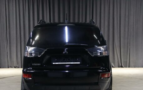 Mitsubishi Outlander III рестайлинг 3, 2012 год, 1 049 000 рублей, 12 фотография