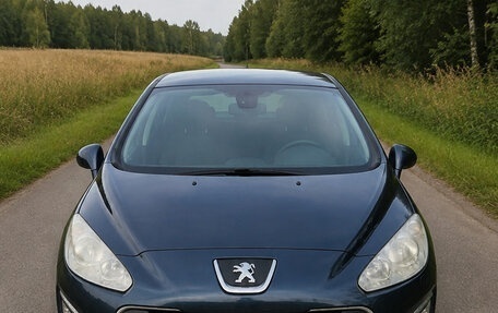 Peugeot 308 II, 2012 год, 690 000 рублей, 2 фотография