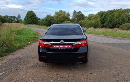 Toyota Camry, 2014 год, 1 650 000 рублей, 10 фотография