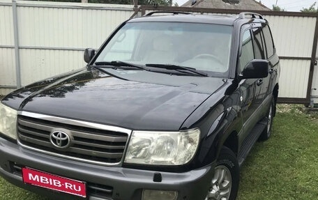 Toyota Land Cruiser 100 рестайлинг 2, 2006 год, 2 280 000 рублей, 1 фотография