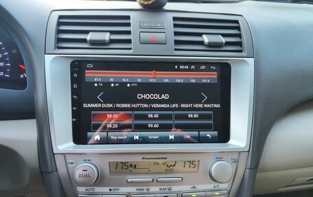 Toyota Camry, 2010 год, 900 000 рублей, 14 фотография