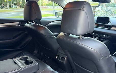 Mazda 6, 2019 год, 2 200 000 рублей, 10 фотография