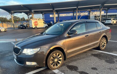 Skoda Superb III рестайлинг, 2010 год, 700 000 рублей, 2 фотография