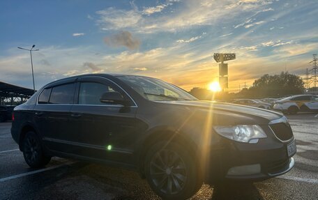 Skoda Superb III рестайлинг, 2010 год, 700 000 рублей, 13 фотография