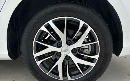 Geely Emgrand, 2023 год, 1 245 000 рублей, 17 фотография