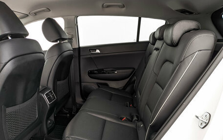 KIA Sportage IV рестайлинг, 2021 год, 2 650 000 рублей, 18 фотография