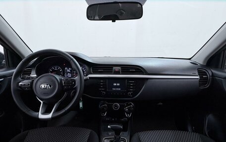 KIA Rio IV, 2018 год, 1 850 000 рублей, 11 фотография