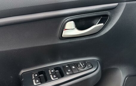 KIA Rio IV, 2018 год, 1 850 000 рублей, 24 фотография