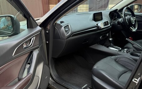 Mazda Axela, 2017 год, 1 500 000 рублей, 24 фотография