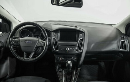 Ford Focus III, 2016 год, 899 000 рублей, 10 фотография