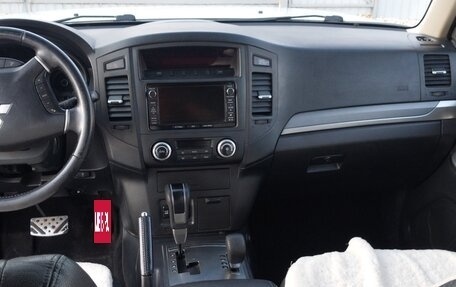 Mitsubishi Pajero IV, 2013 год, 2 130 000 рублей, 11 фотография
