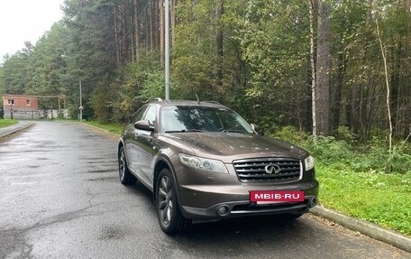 Infiniti FX I, 2007 год, 1 270 000 рублей, 9 фотография