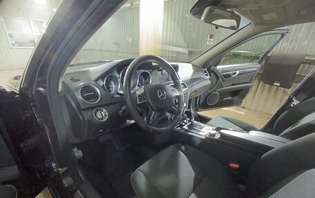 Mercedes-Benz C-Класс, 2012 год, 1 250 000 рублей, 2 фотография