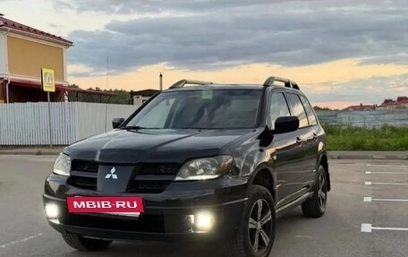 Mitsubishi Outlander III рестайлинг 3, 2003 год, 600 000 рублей, 5 фотография