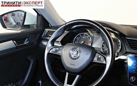 Skoda Superb III рестайлинг, 2017 год, 1 797 000 рублей, 13 фотография