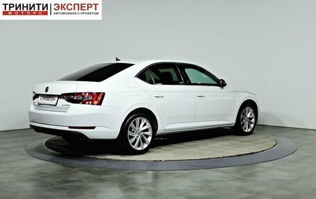 Skoda Superb III рестайлинг, 2017 год, 1 797 000 рублей, 8 фотография