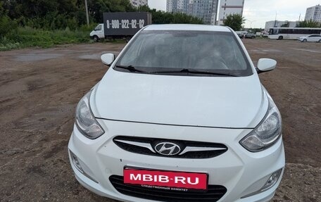 Hyundai Solaris II рестайлинг, 2011 год, 499 000 рублей, 7 фотография