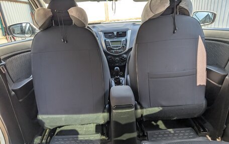 Hyundai Solaris II рестайлинг, 2011 год, 499 000 рублей, 19 фотография