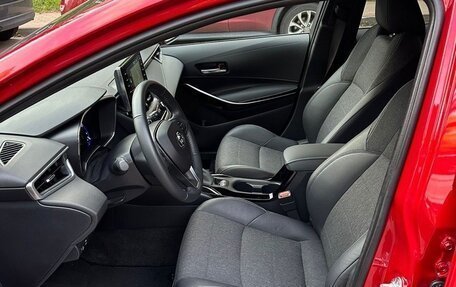 Toyota Corolla, 2021 год, 2 570 000 рублей, 10 фотография