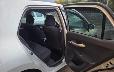 Toyota Auris II, 2008 год, 750 000 рублей, 17 фотография