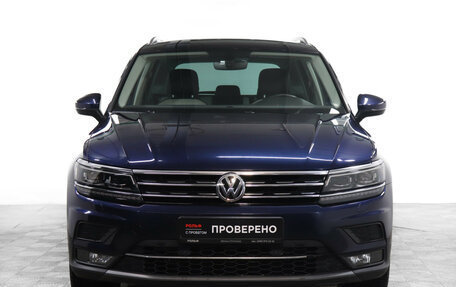 Volkswagen Tiguan II, 2017 год, 2 799 000 рублей, 2 фотография
