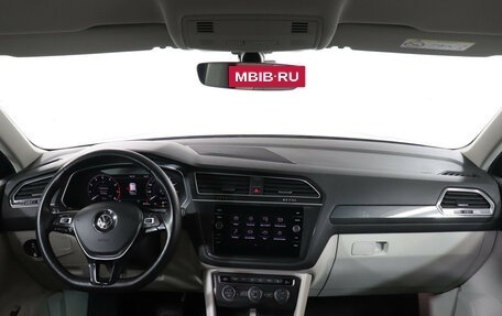 Volkswagen Tiguan II, 2017 год, 2 799 000 рублей, 12 фотография