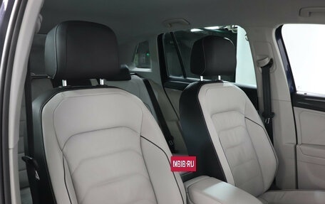 Volkswagen Tiguan II, 2017 год, 2 799 000 рублей, 16 фотография