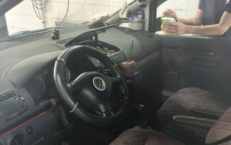 Volkswagen Sharan I рестайлинг, 2001 год, 500 000 рублей, 6 фотография