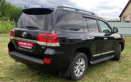 Toyota Land Cruiser 200, 2016 год, 4 750 000 рублей, 5 фотография