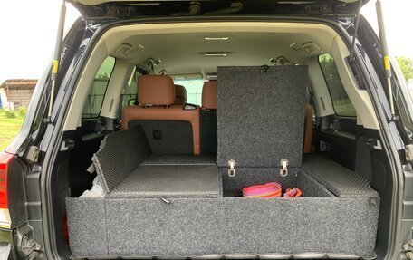 Toyota Land Cruiser 200, 2016 год, 4 750 000 рублей, 14 фотография