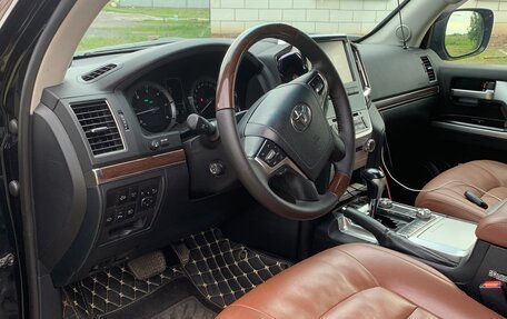 Toyota Land Cruiser 200, 2016 год, 4 750 000 рублей, 11 фотография