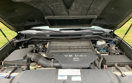 Toyota Land Cruiser 200, 2016 год, 4 750 000 рублей, 15 фотография