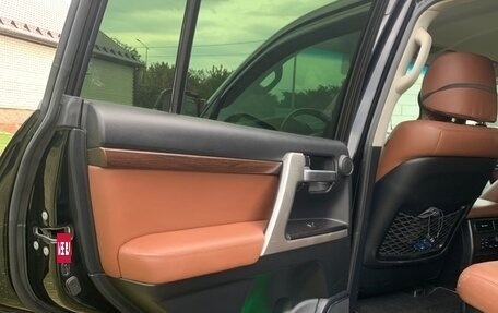 Toyota Land Cruiser 200, 2016 год, 4 750 000 рублей, 19 фотография