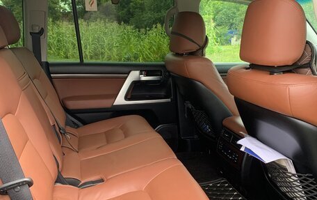 Toyota Land Cruiser 200, 2016 год, 4 750 000 рублей, 22 фотография