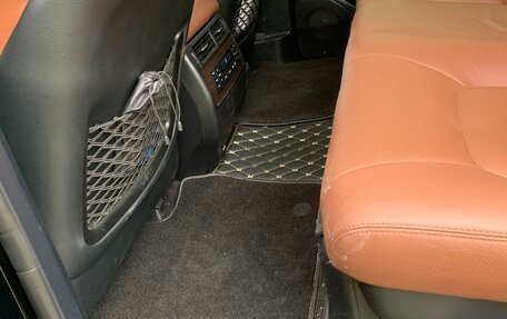 Toyota Land Cruiser 200, 2016 год, 4 750 000 рублей, 24 фотография